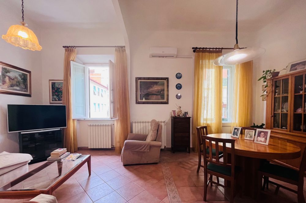 appartamento zona Calzabigi in vendita a Livorno no condominio e due grandi matrimoniali